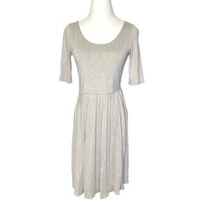 Banana Republic Size 2 Beige Scoop Neck Modest Dress Accordion Pleats